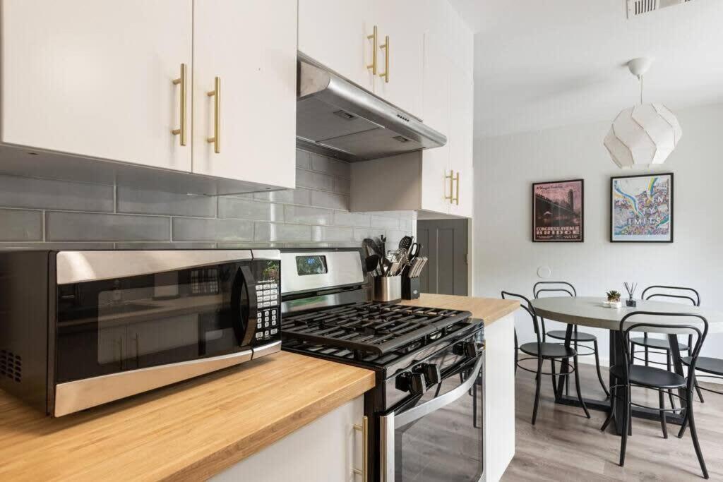 Charming 2 Bedroom Unit With Large Yard Austin Exterior foto
