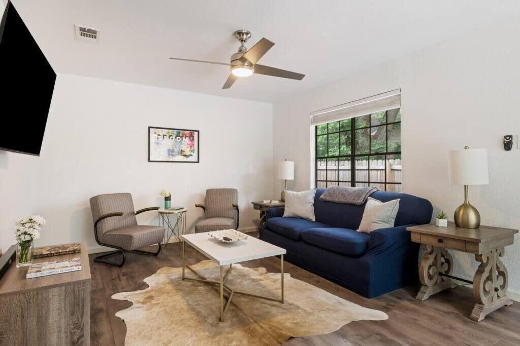 Charming 2 Bedroom Unit With Large Yard Austin Exterior foto